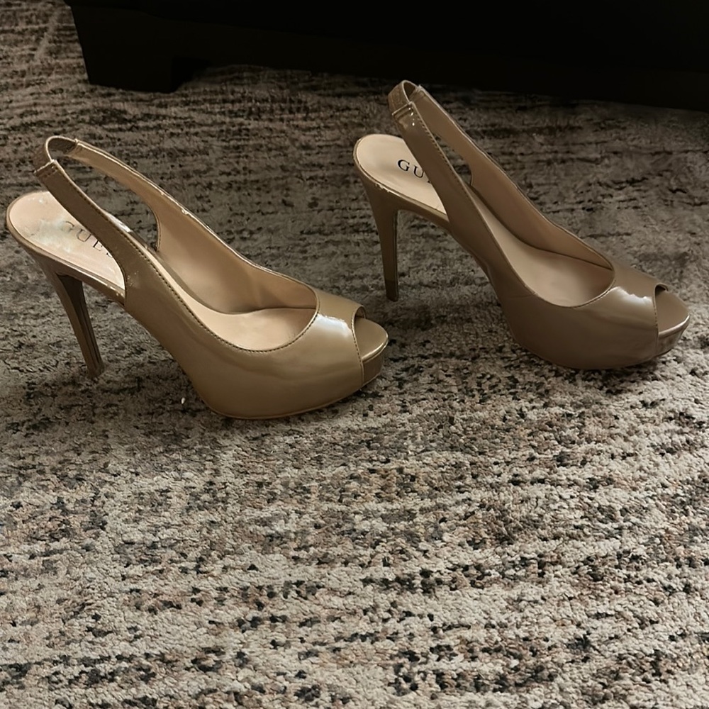 Guess Taupe colored sling back heels.